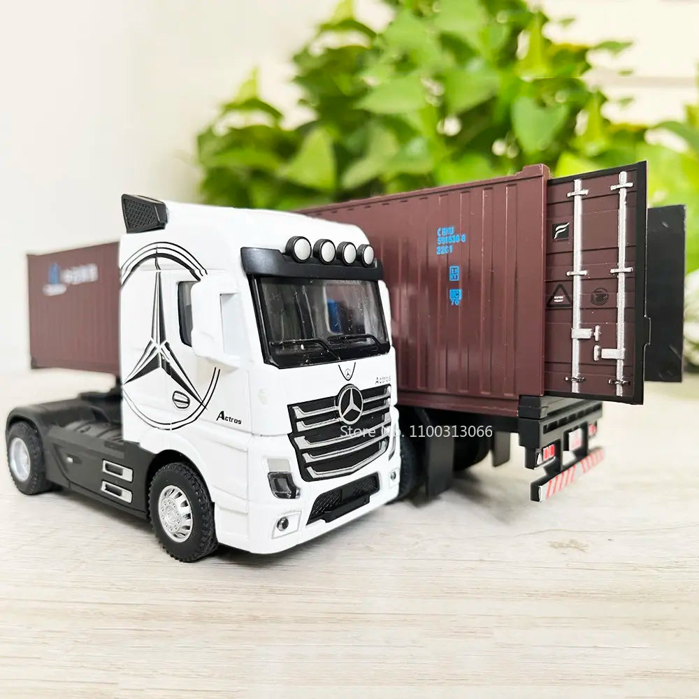 Large 1:50 Diecast Alloy Truck Model with Container Simulation and Sound-Light Features - ToylandEU