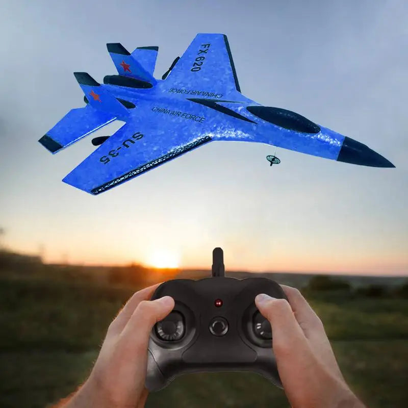 Beginner's RC Plane for Kids - Easy to Fly 2.4GHz 2 Channels Aircraft - ToylandEU