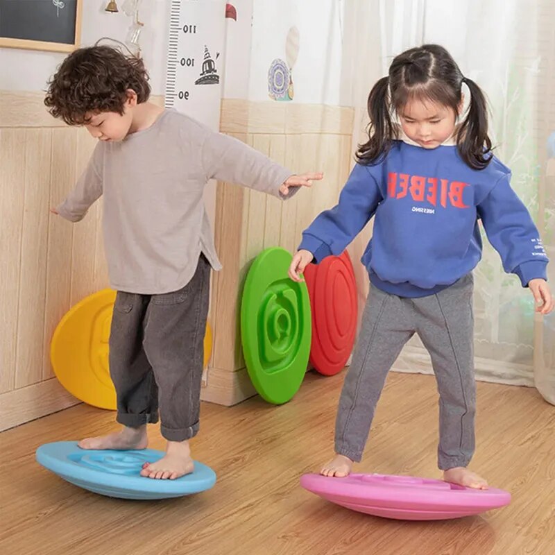 Sensory Play Balance Board for Kids - Interactive Sports Toy for Boys and Girls - ToylandEU