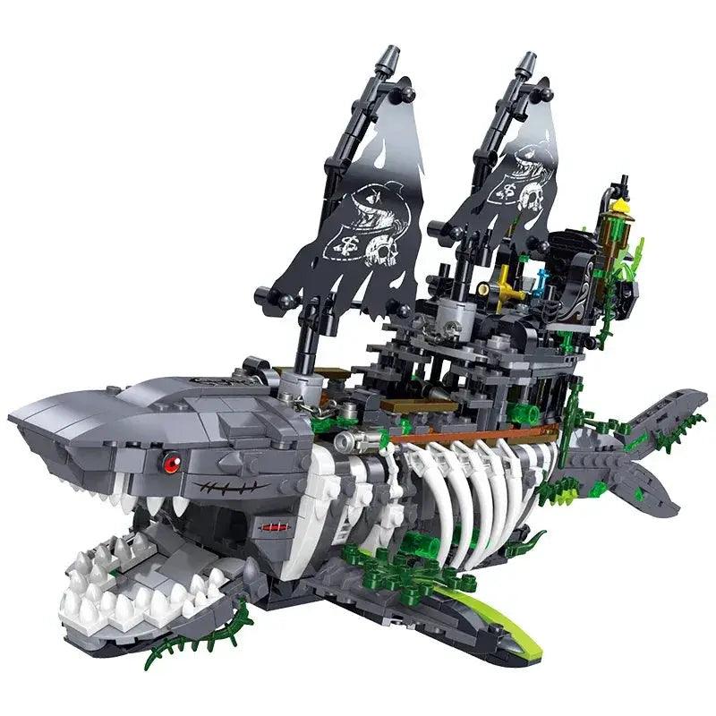 Shark Pirate Ship Building Blocks With Lights -  ToylandEU™