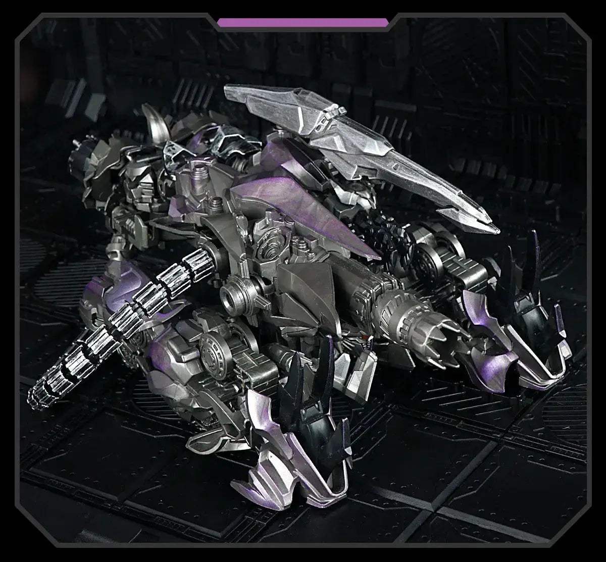 Shockwave Transformers Decepticon Action Figure Posable Robot Mode - ToylandEU