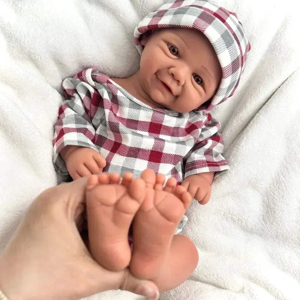 Silicone Reborn Doll 17 Inch Realistic Baby Girl Companion - ToylandEU