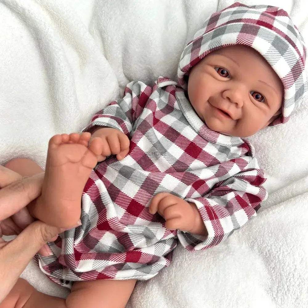 Silicone Reborn Doll 17 Inch Realistic Baby Girl Companion - ToylandEU