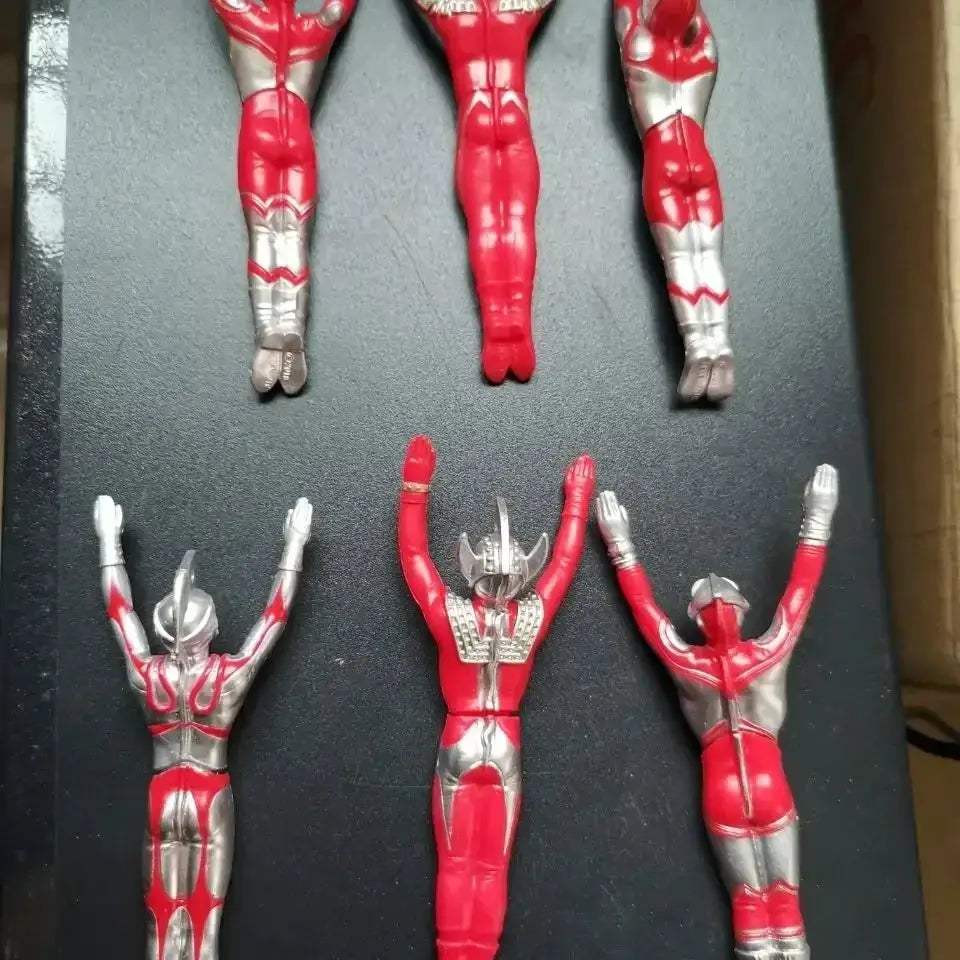 Six Piece Ace Flight Action Figure Set Premium PVC Collectibles - ToylandEU