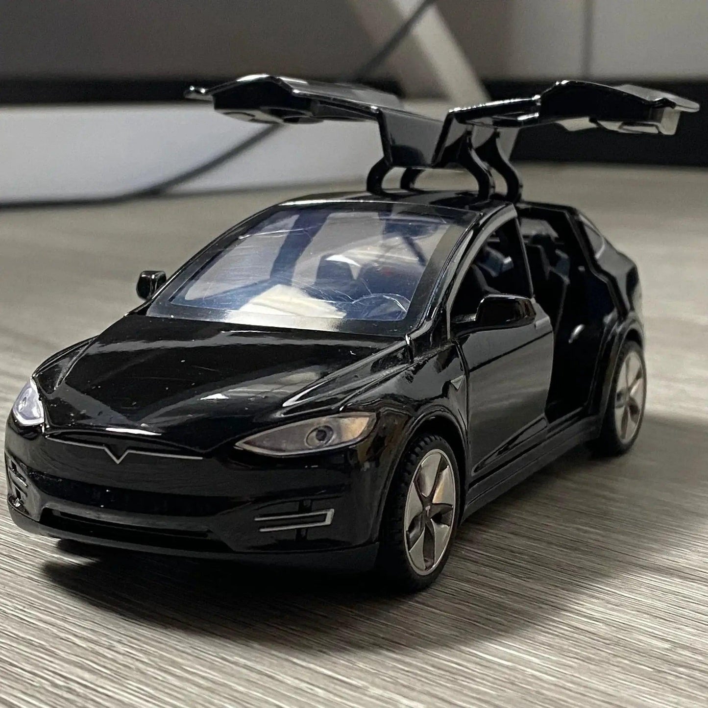  Sleek Diecast Car Model 1 32 Toyland EU -  ToylandEU™