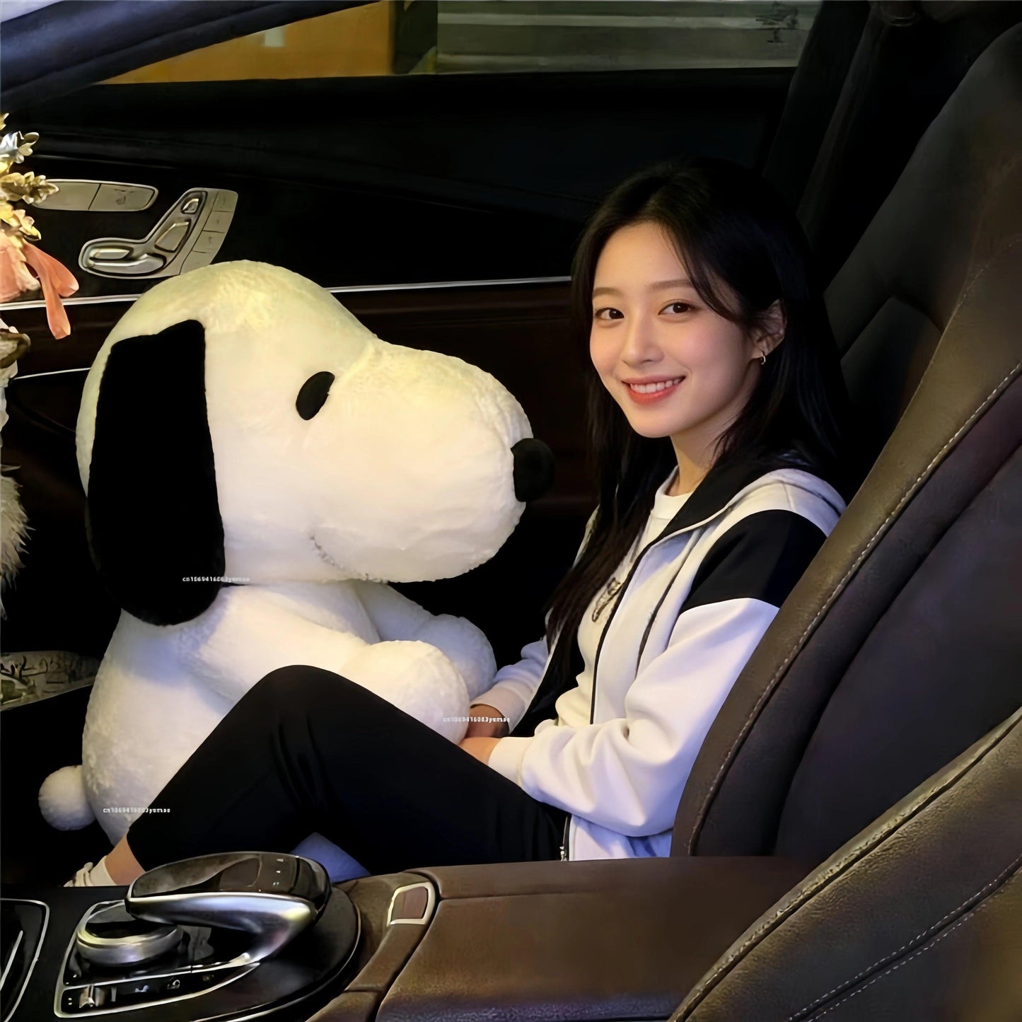  Snoopy Plush Pillow Toy 40x60cm Huggable Gift For Fans 