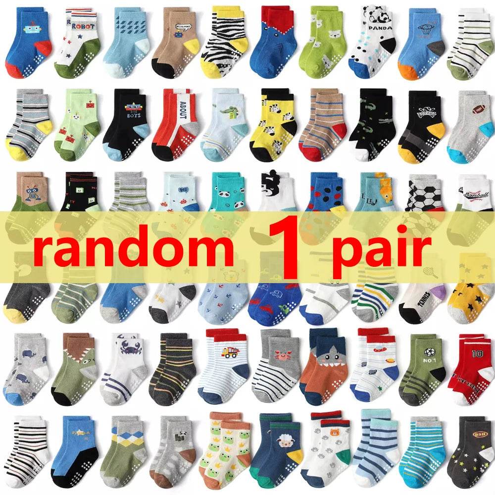 Soft Cotton Socks Non Slip Cartoon Patterned For Baby Boys - ToylandEU