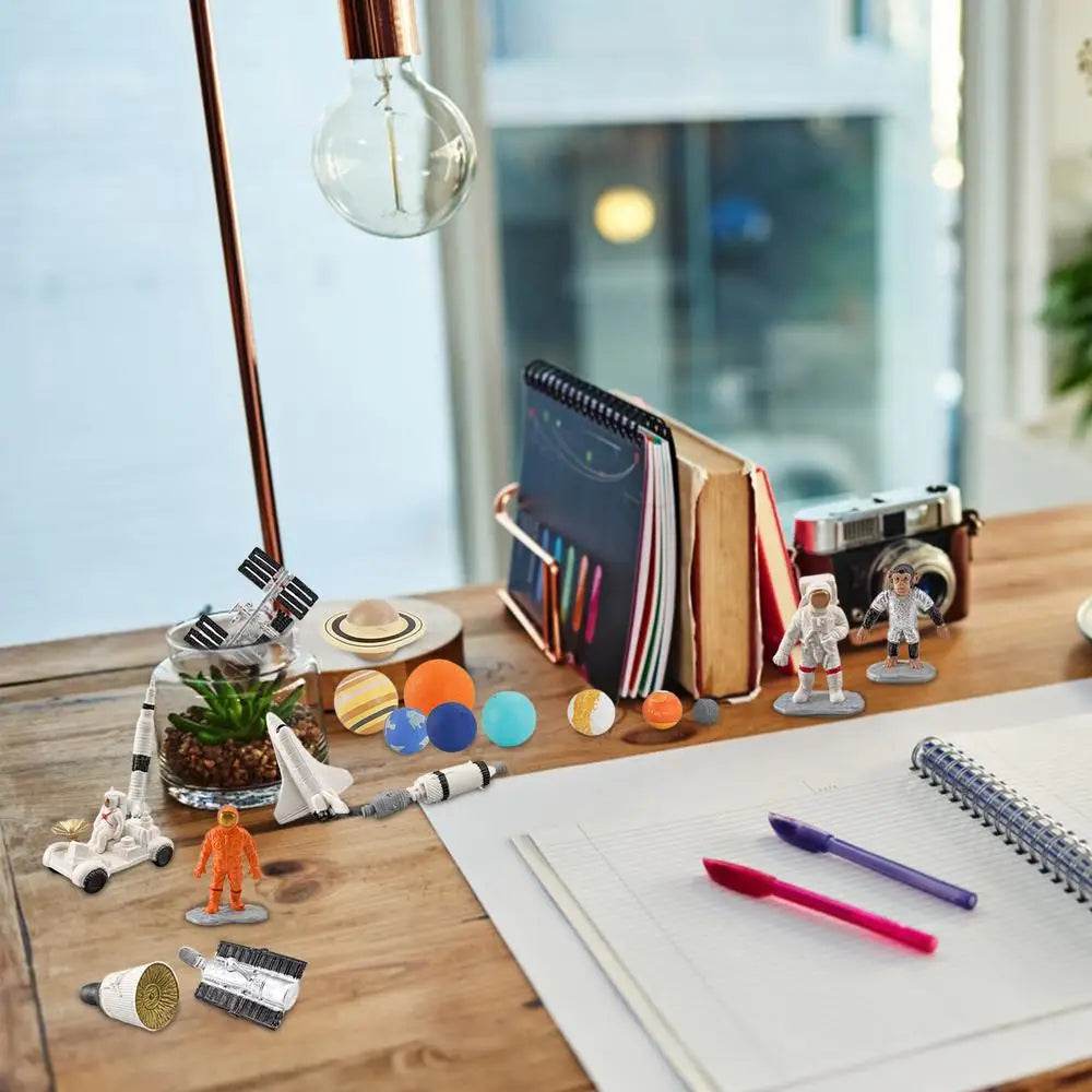 Solar System Toys For Kids 19pcs Planets Solar System Desk Decor Space Astronauts Toy For Autistic Children Non-Toxic With 9 - ToylandEU