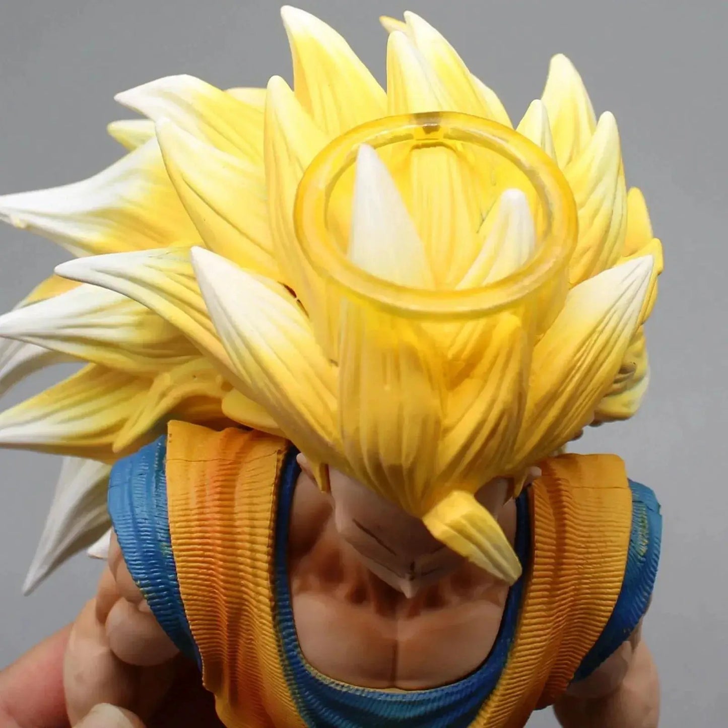 Dragon Ball Z Goku Super Saiyan 3 Half Bust Figure - ToylandEU
