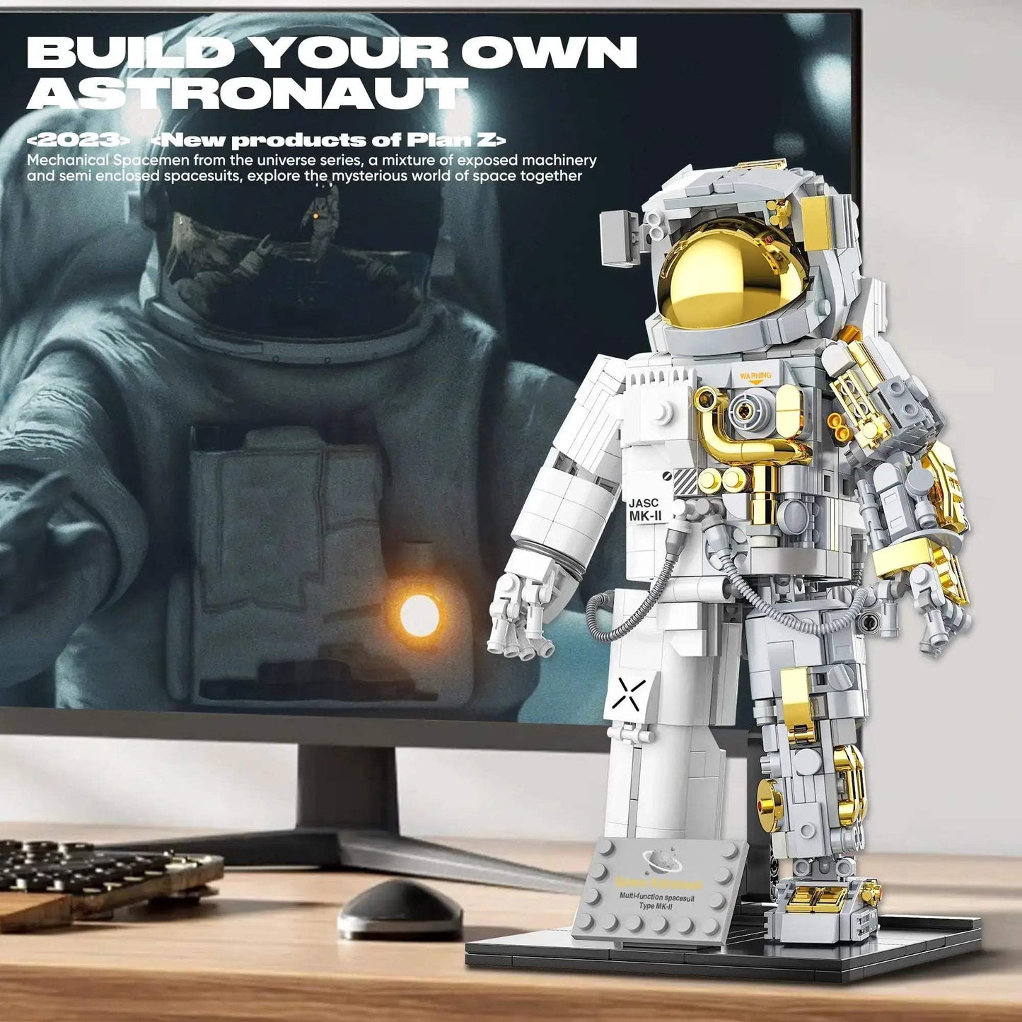 Space Astronaut Building Blocks Set With Display Stand - ToylandEU