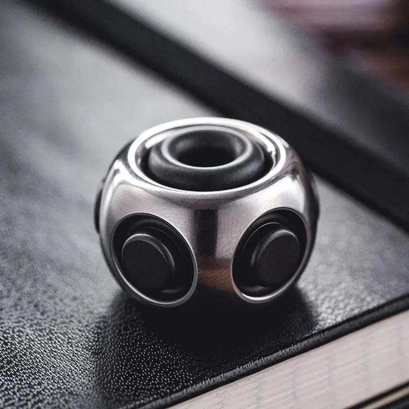  Spore Pendant Fidget Spinner Necklace Hardcore EDC -  ToylandEU™