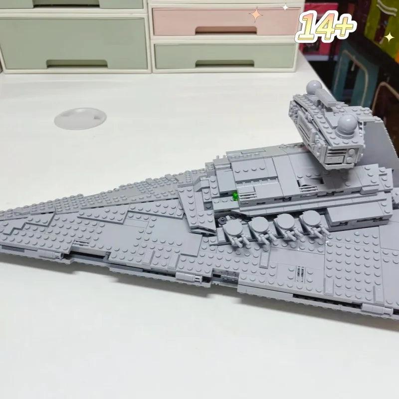 Star Destroyer Blocks | 1555 Piece Set | Toylandeu™