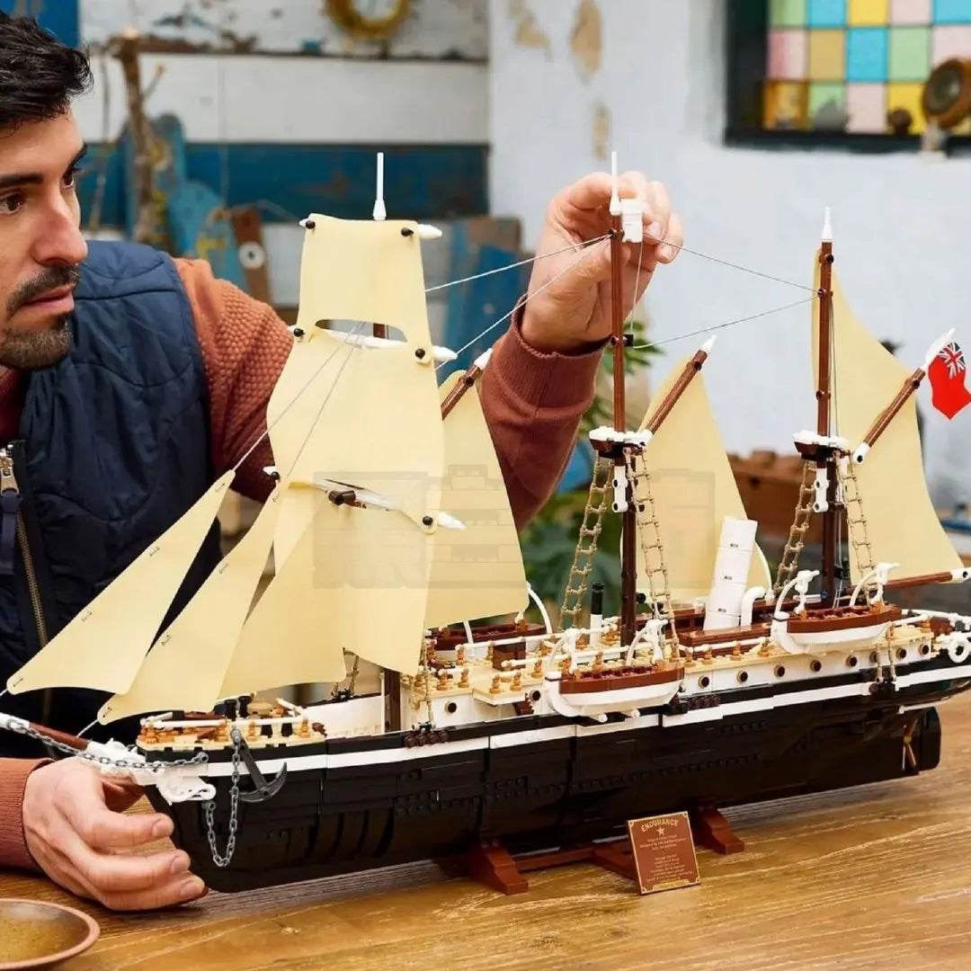 Stock New The Endurance Explorer Ship Moc 10335 Building Blocks Diy Assemble City Bricks Toys for Kids Birthday Christmas Gifts - ToylandEU