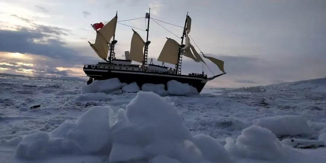 Stock New The Endurance Explorer Ship Moc 10335 Building Blocks Diy Assemble City Bricks Toys for Kids Birthday Christmas Gifts - ToylandEU