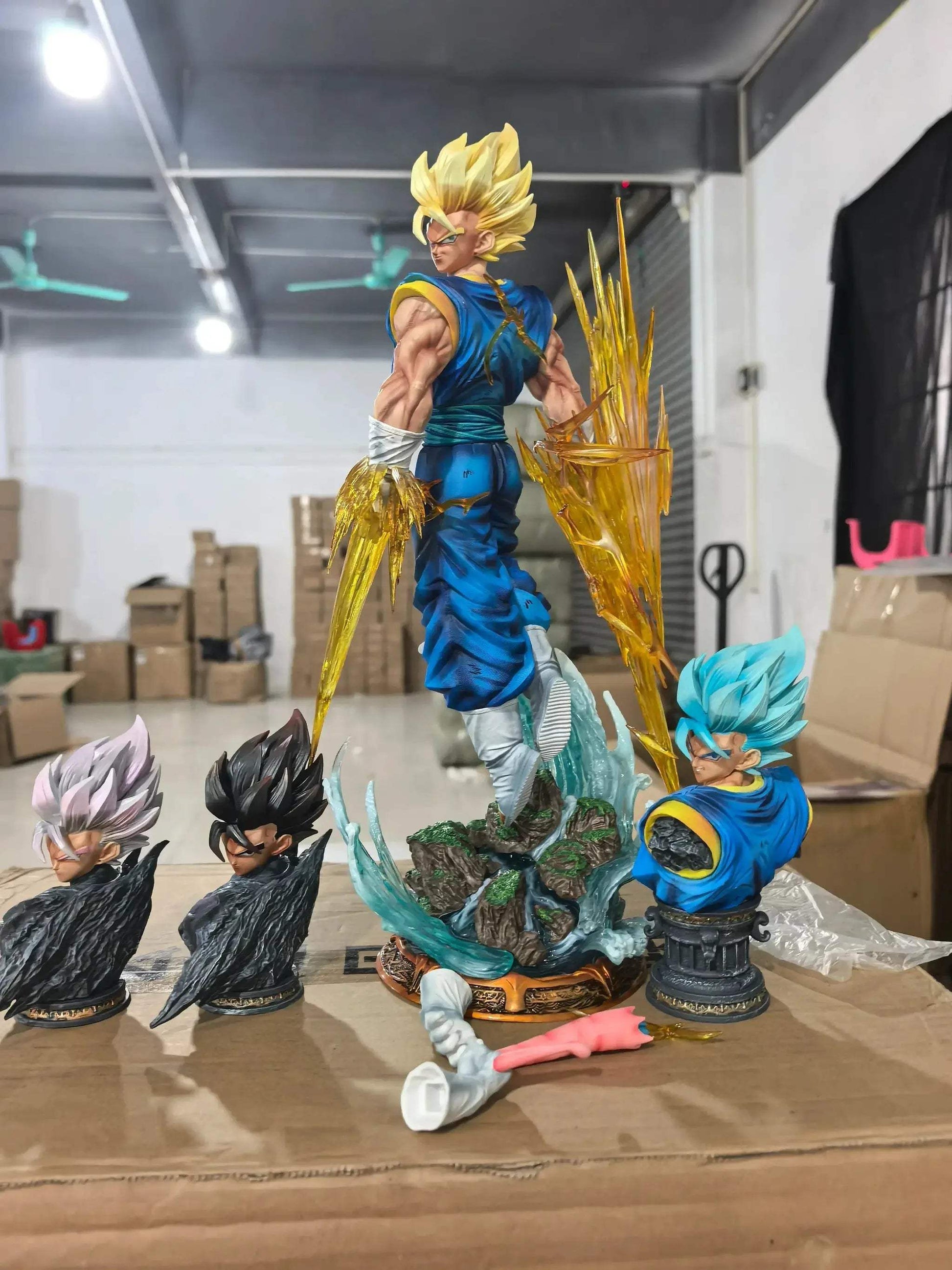 Super Saiyan Blue Vegito LED Anime Figure, Dragon Ball Z Anime Figures 3 or 4 heads PVC Statue - ToylandEU