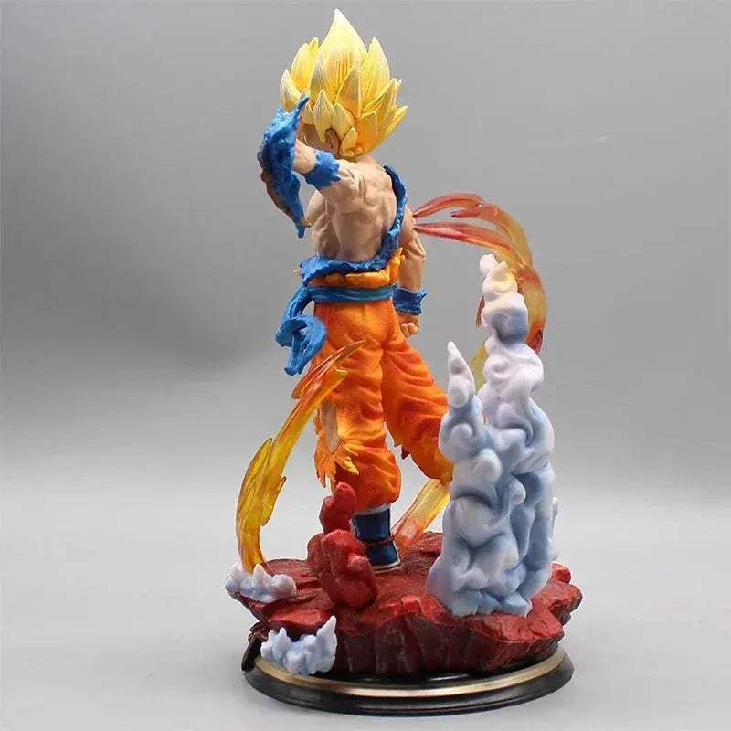 Super Saiyan Goku Dragon Ball Z Highly Detailed Action Figure - ToylandEU
