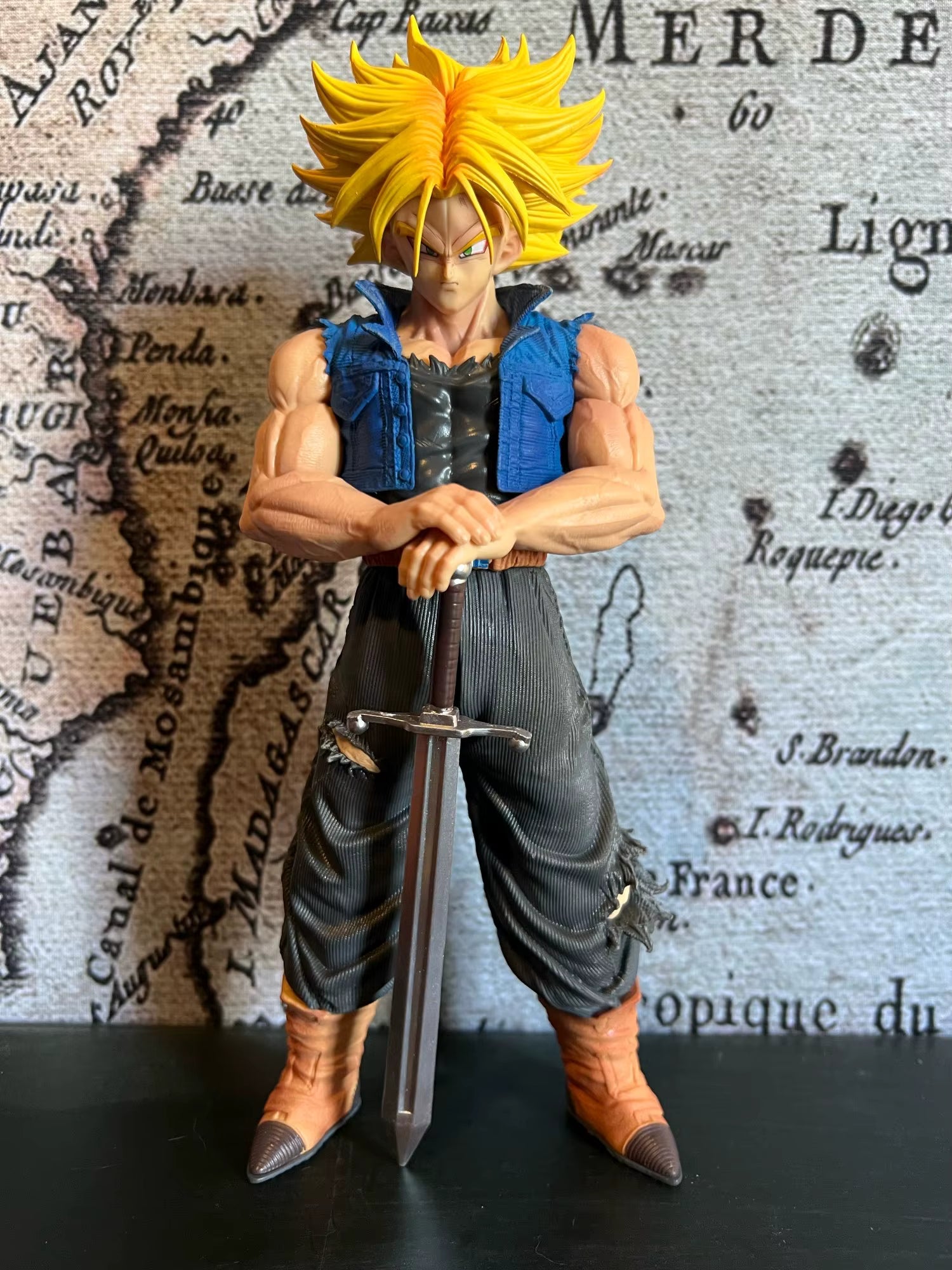  Super Saiyan Trunks Dragon Ball Z PVC Figure 25cm 