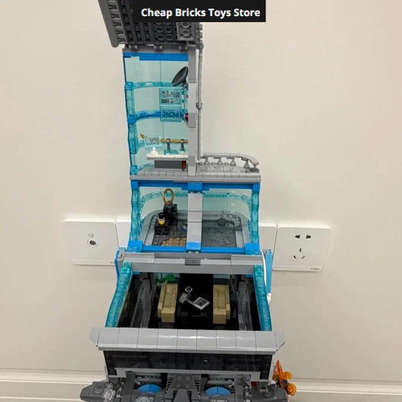 Superhero Skyscraper Building Blocks | 520 Pieces | Toylandeu™