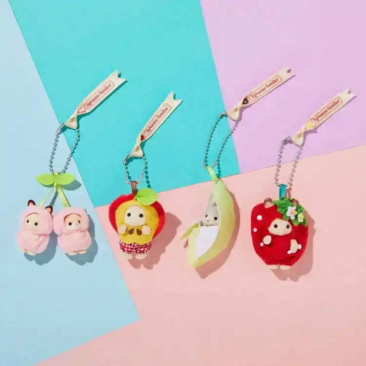Sylvanian Families Strawberry Rabbit Doll Set Collectible Fun - ToylandEU