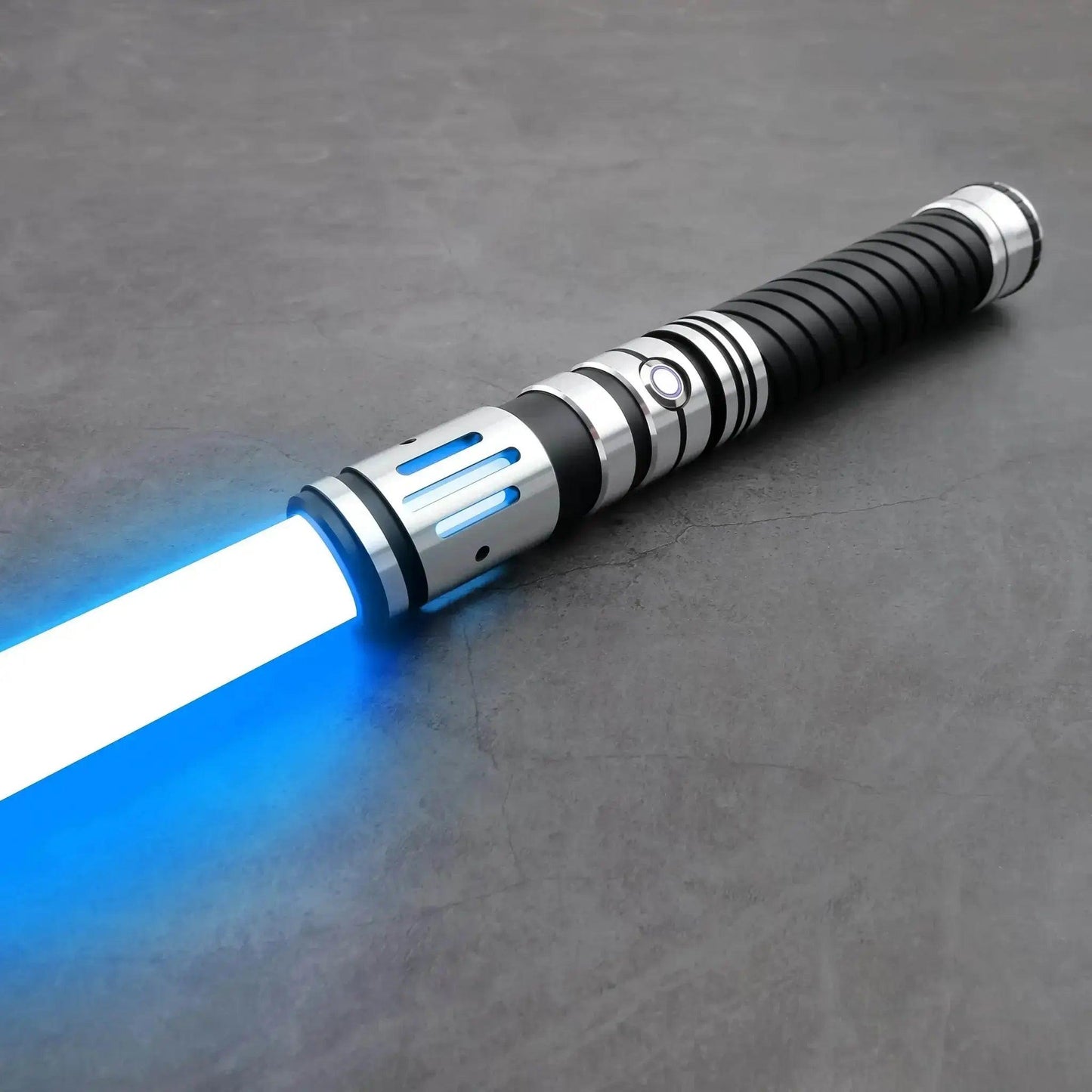  TXQ Smooth Swing SNV4 PRO Lightsaber Metal Hilt 12 Colors -  ToylandEU™
