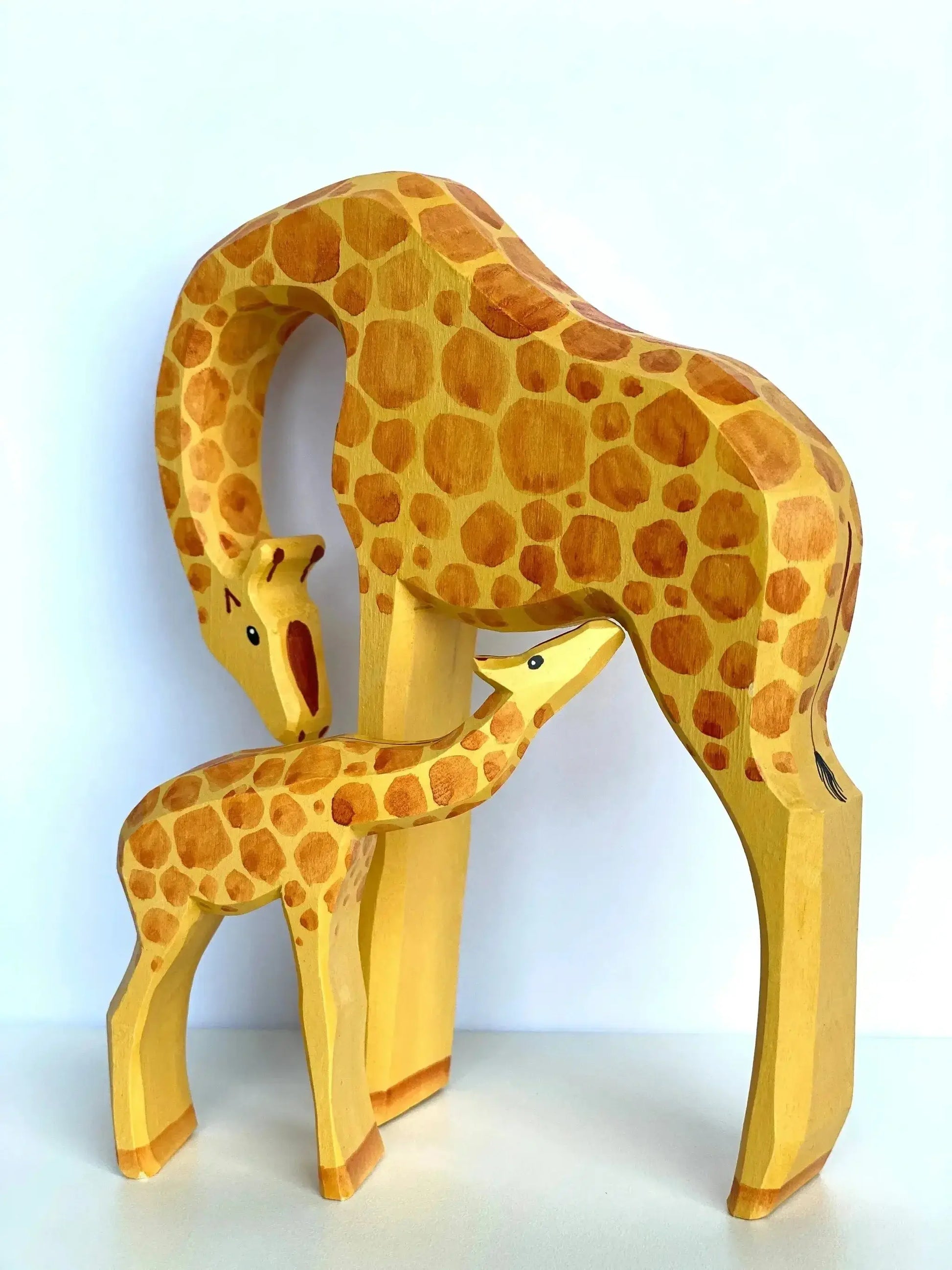 Handcrafted Wooden Giraffe Toy Set of 2 Mamma and Baby - ToylandEU