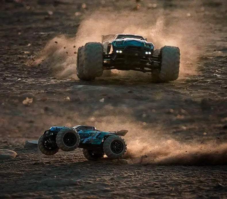 Teeggi 16101 /16102 PRO 1:16 High Speed RC Car Toy - ToylandEU