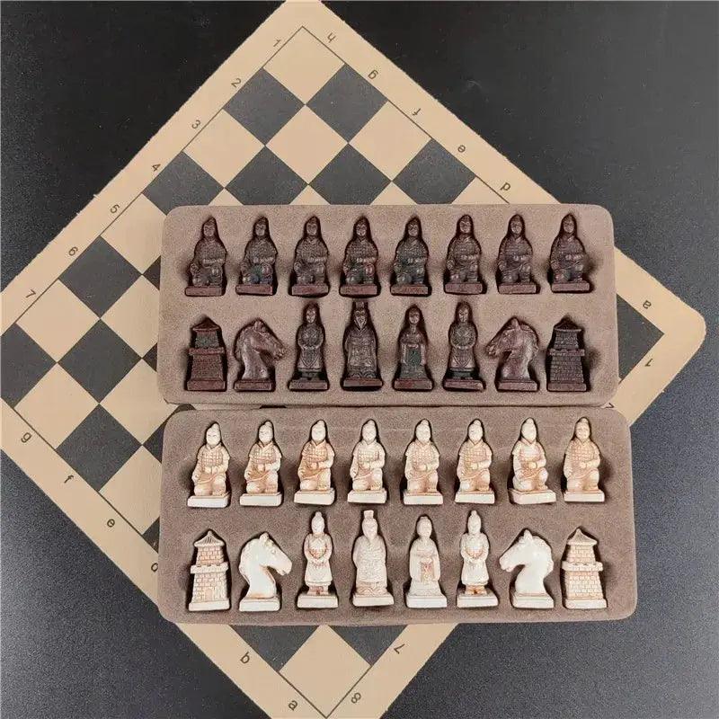  Terra Cotta Warriors Chess Set Leather Board Portable -  ToylandEU™