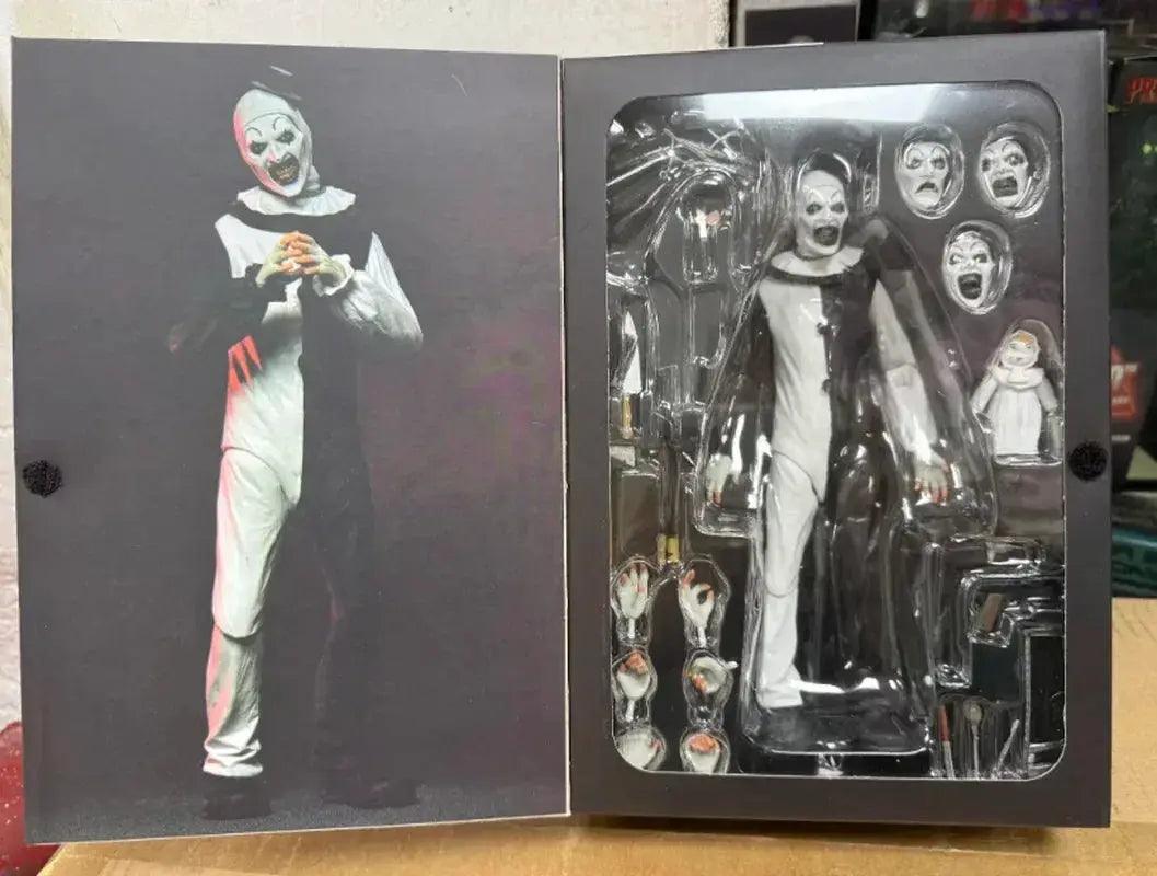  Terrifier Art The Clown 7 Inch Ultimate Action Figure Bandai -  ToylandEU™