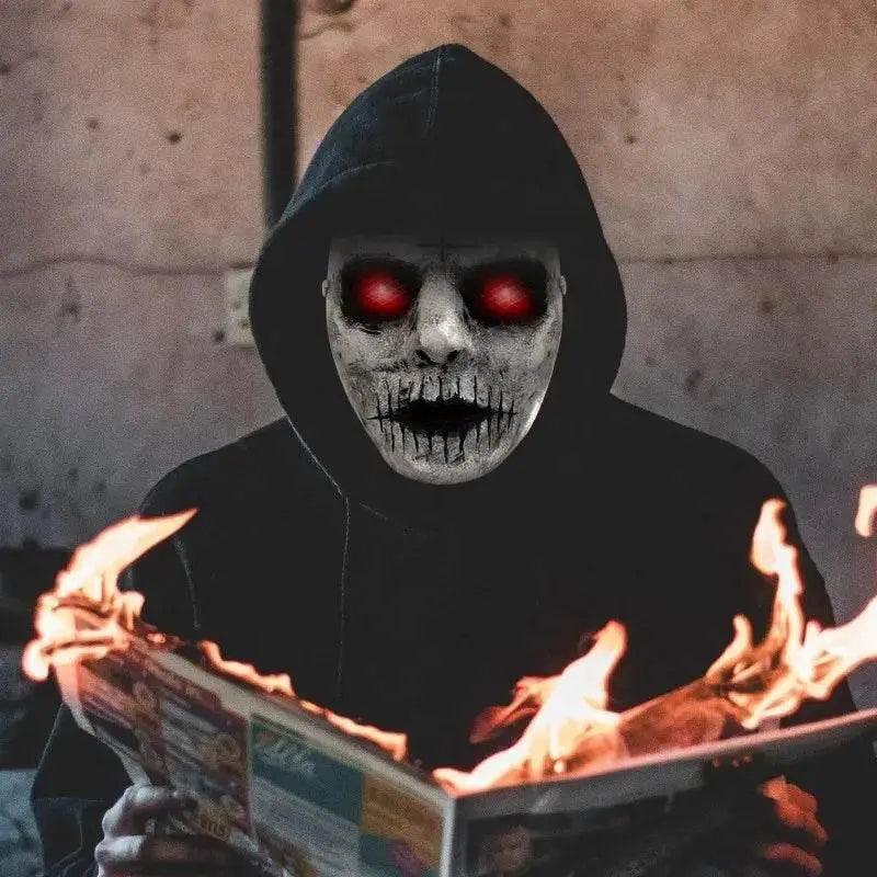  Terrifying Demon Latex Mask Glow Red Eye Toyland EU -  ToylandEU™