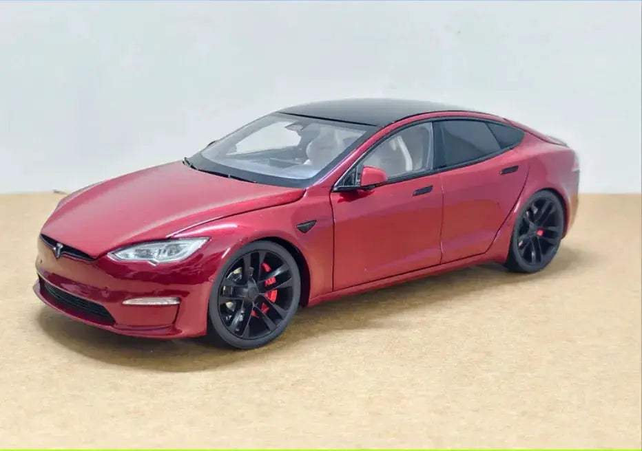 Tesla Model S Diecast Premium One Eighteen Scale Car - ToylandEU