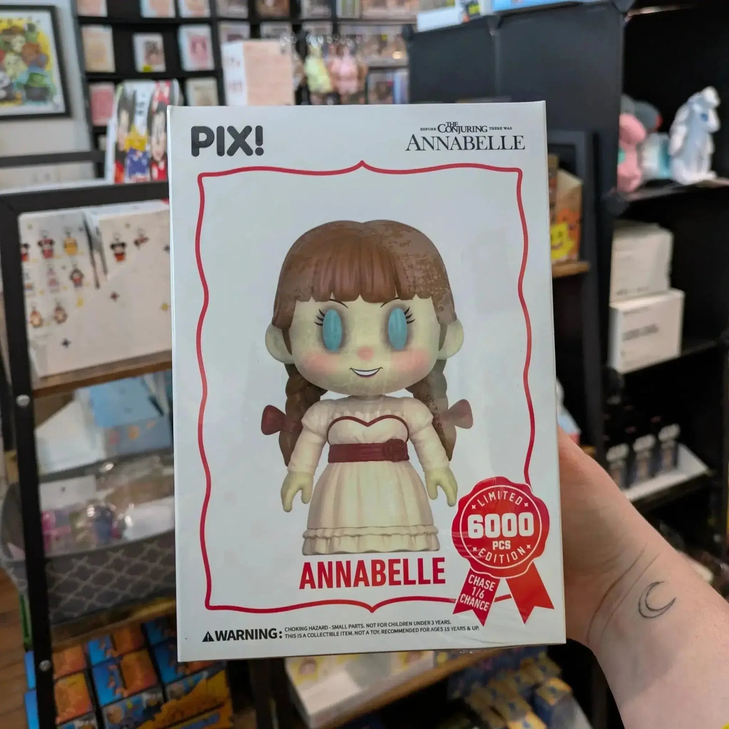 [Thrilljoy] The Conjuring - Annabelle LE6000 PIX Vinyl Figure (1 in 6 Chance at Chase) - ToylandEU