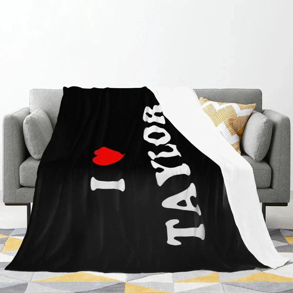  Taylor Swift I Love Heart Taylor Throw Blanket -  ToylandEU™