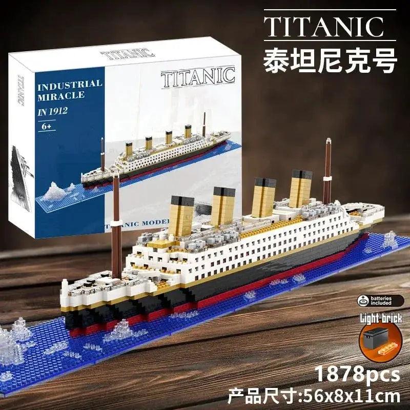  Titanic Inspired Iceberg Cruise Ship Building Blocks -  ToylandEU™