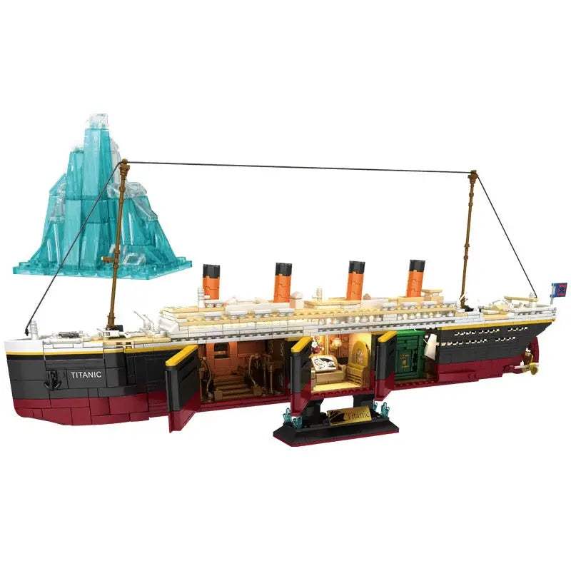 Titanic Sinking Cruise Ship Building Blocks Model 2288 Pieces - ToylandEU