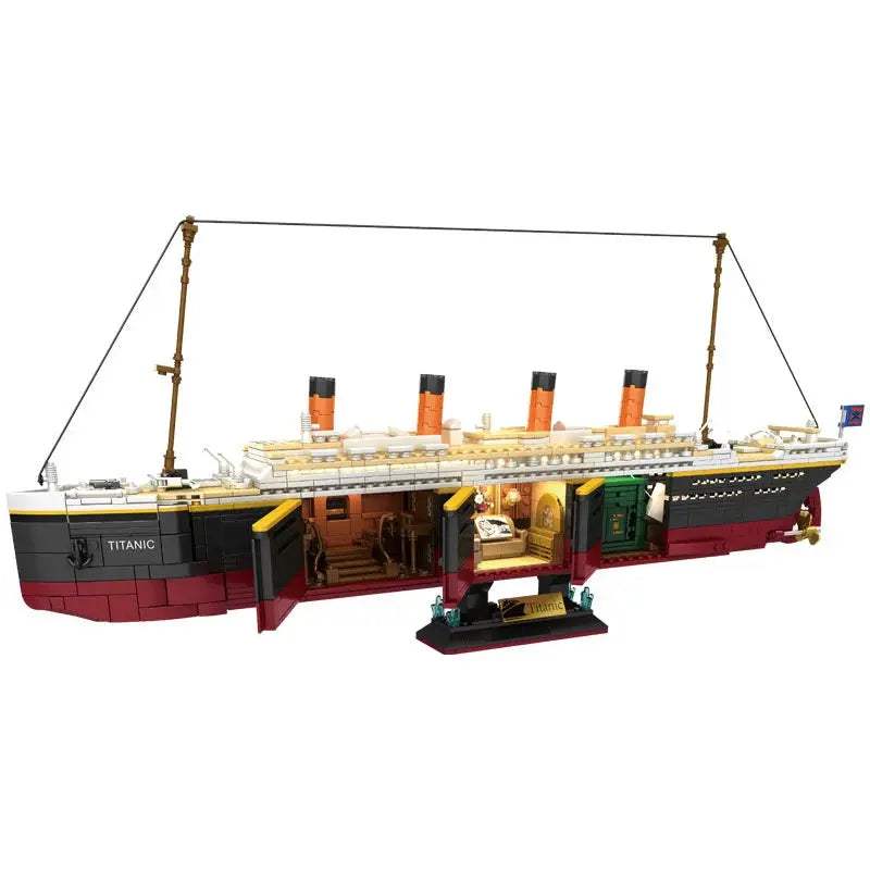 Titanic Sinking Cruise Ship Building Blocks Model 2288 Pieces - ToylandEU