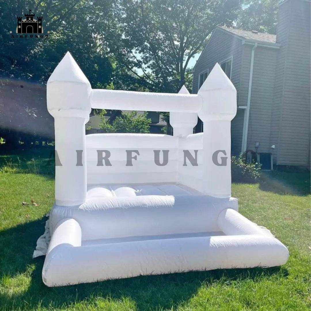 10x8ft Toddlers Party Inflatable White Bounce House With Slide - ToylandEU