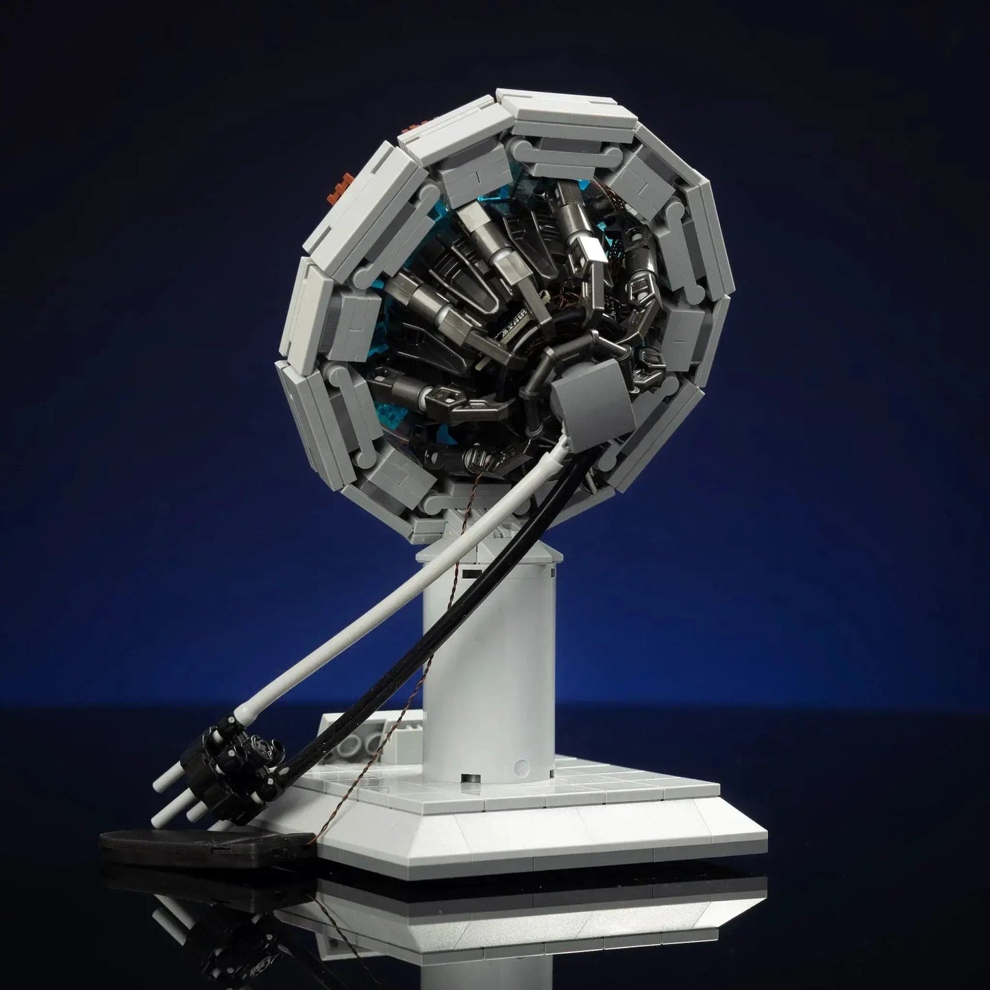 Authentic Life Sized Arc Reactor Replica From Tony Stark - ToylandEU