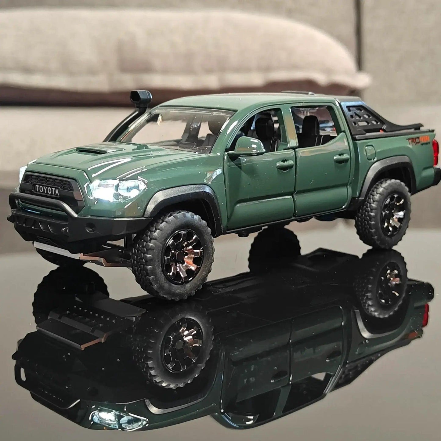  Toyota Tacoma Diecast Alloy Model 1 To 32 Sound Light -  ToylandEU™