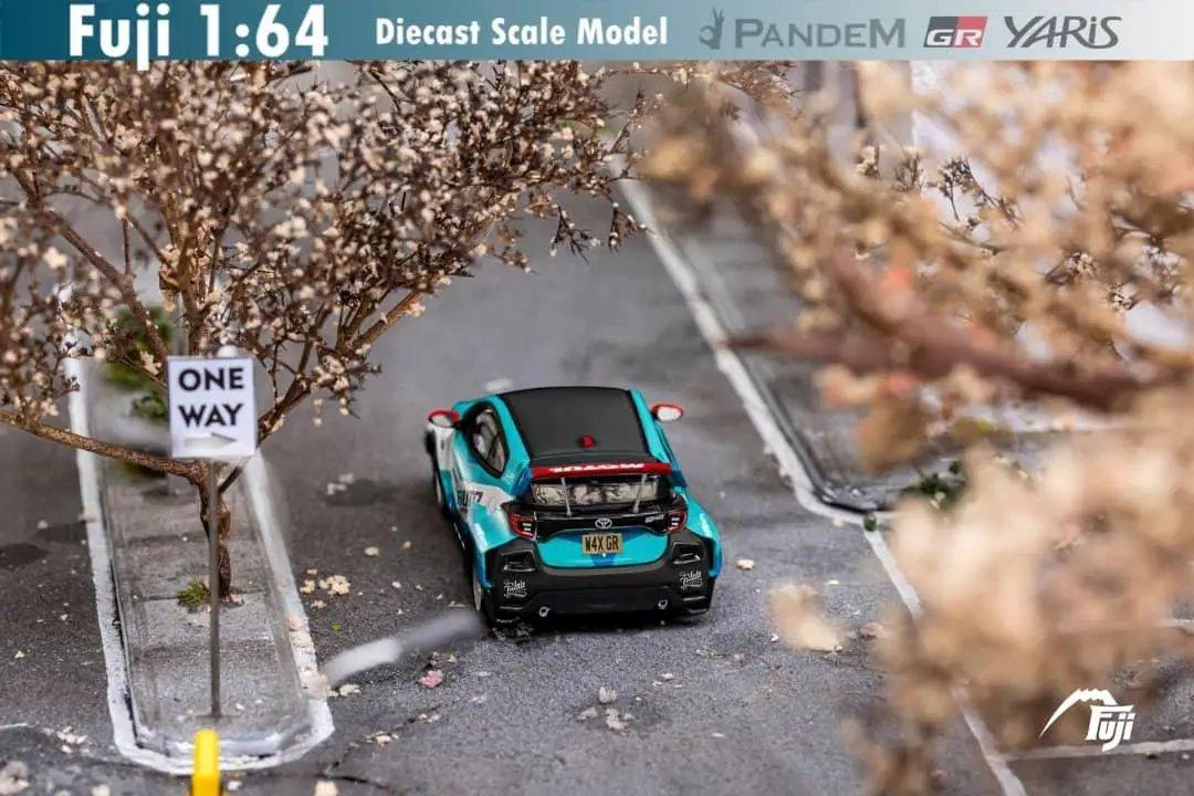  Toyota Yaris GR Diecast Fuji Auto Finesse Blue -  ToylandEU™