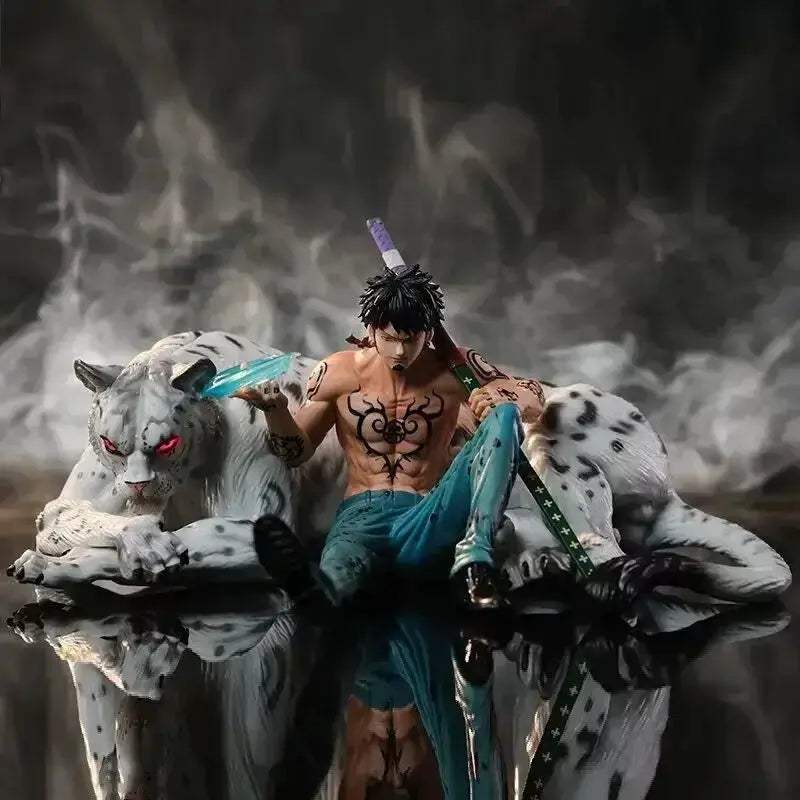 Highly Detailed One Piece Trafalgar Law Snow Leopard Figure - ToylandEU