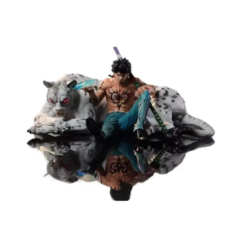 Highly Detailed One Piece Trafalgar Law Snow Leopard Figure - ToylandEU