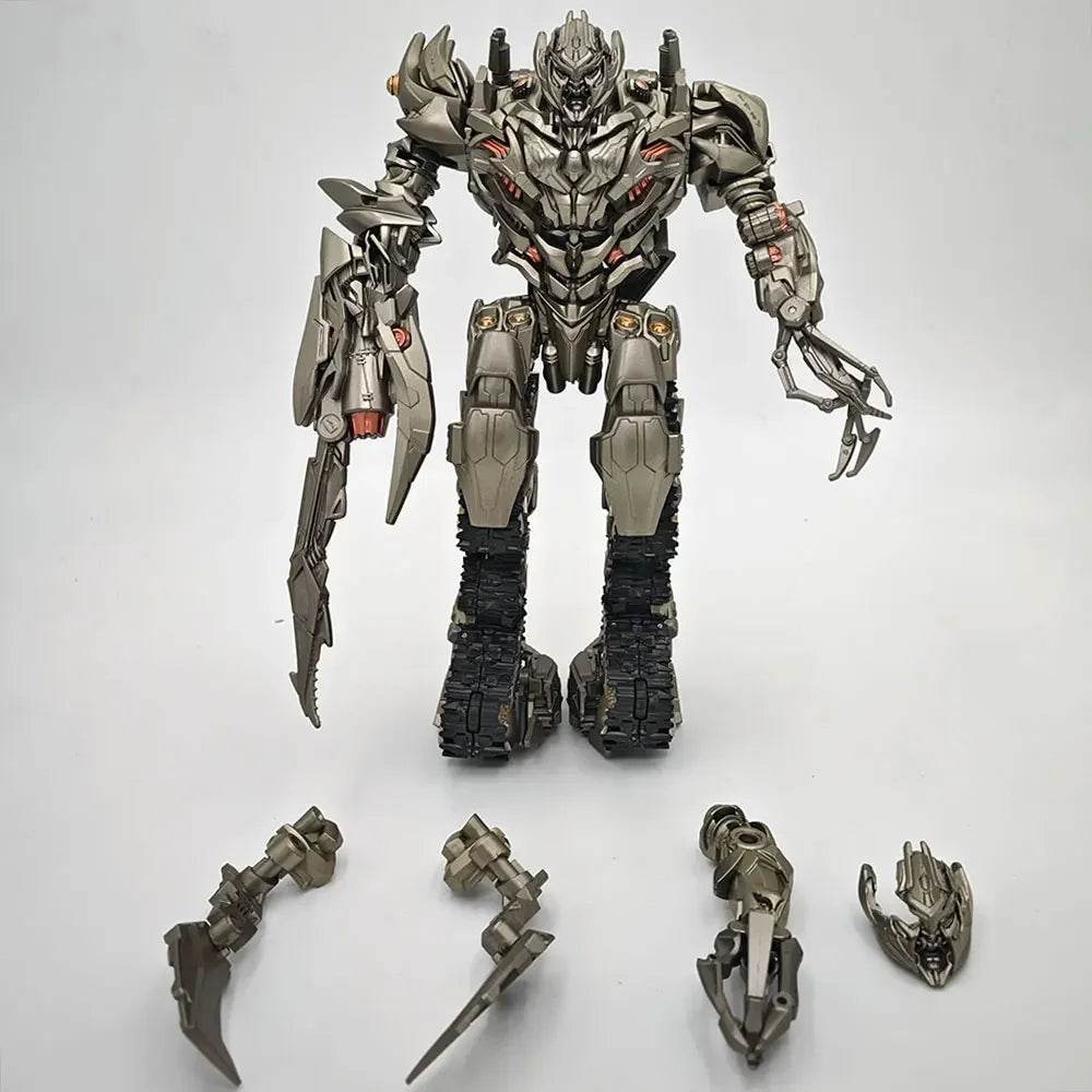 Transformative Megatank Galvatron SS13 Action Figure - Ultimate Studio Series Movie Experience - ToylandEU