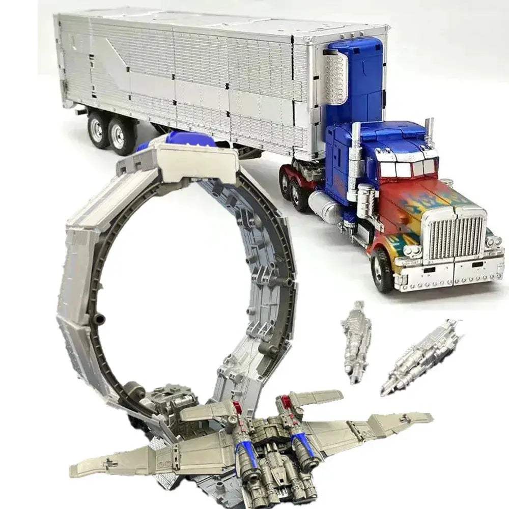 Transforming Action Figure Robot With Car Trailer Accessory - ToylandEU