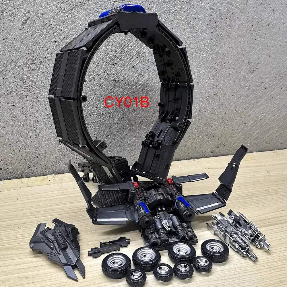 Transforming Action Figure Robot With Car Trailer Accessory - ToylandEU