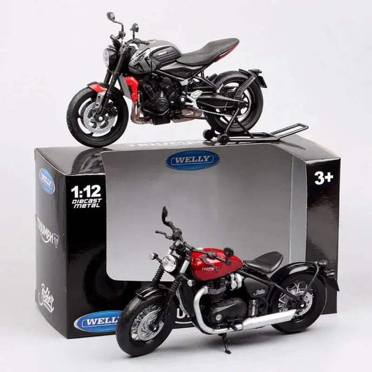 Triumph Bonneville Bobber Diecast Motorcycle Model One Twelfth Scale - ToylandEU
