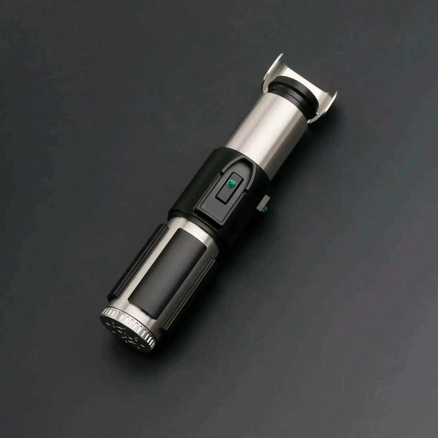USB Rechargeable RGB Lightsaber With Metal Hilt For Cosplay - ToylandEU