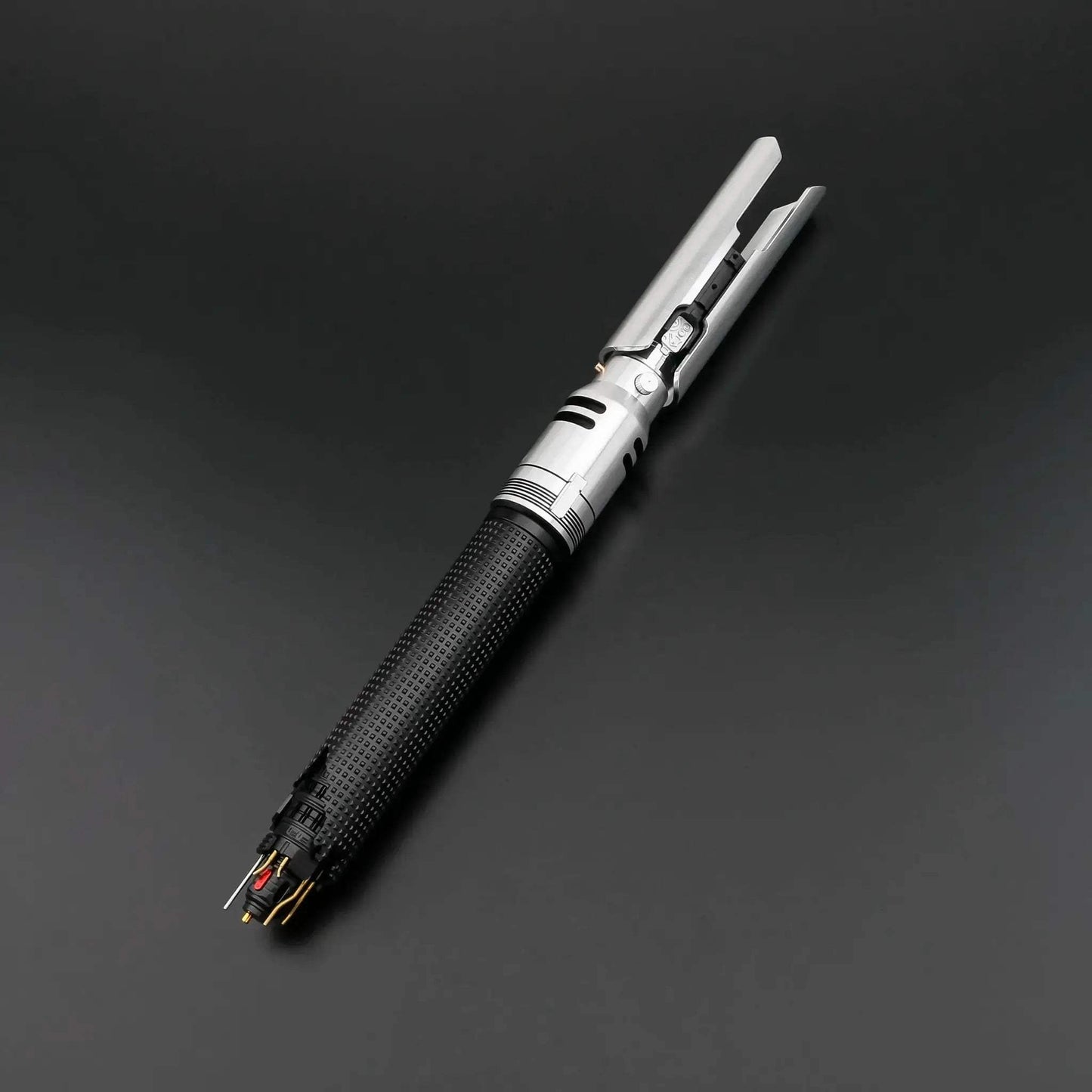 USB Rechargeable RGB Lightsaber With Metal Hilt For Cosplay - ToylandEU