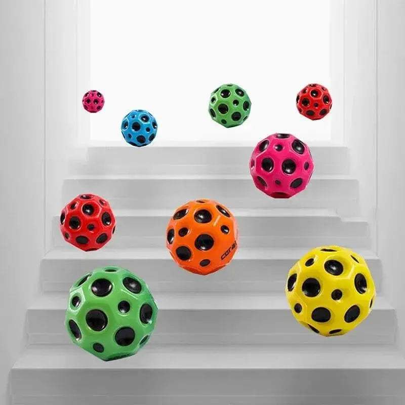  Ultimate Moon-Shaped Bouncy Ball - Stress Relief Toy for Dogs & Fun -  ToylandEU™