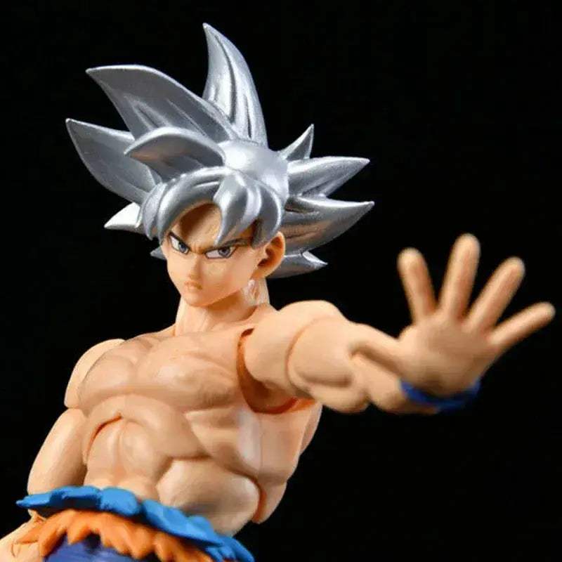 Ultra Instinct Goku PVC Figure 16cm With White Hair - ToylandEU