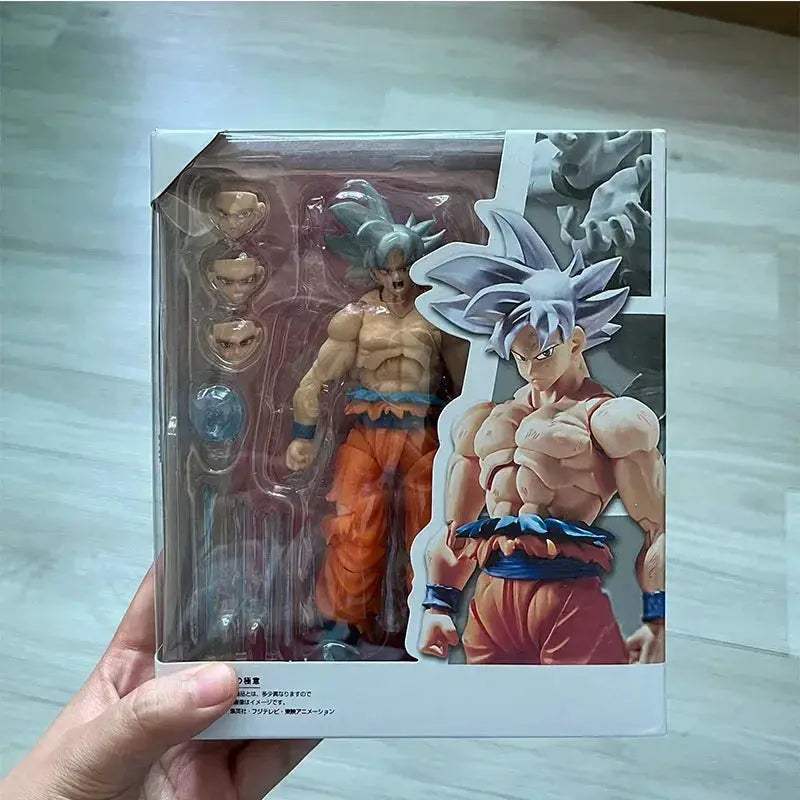 Ultra Instinct Goku PVC Figure 16cm With White Hair - ToylandEU